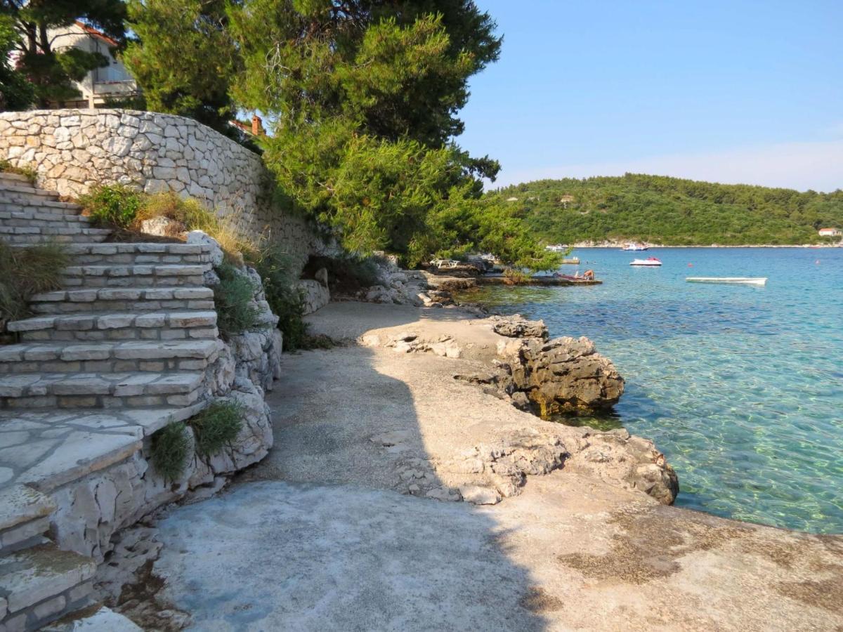 Holiday Home Bernardi By Interhome Lumbarda Esterno foto
